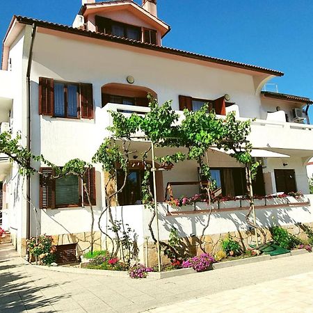 Mirjana F Apartaments บัชกา ภายนอก รูปภาพ