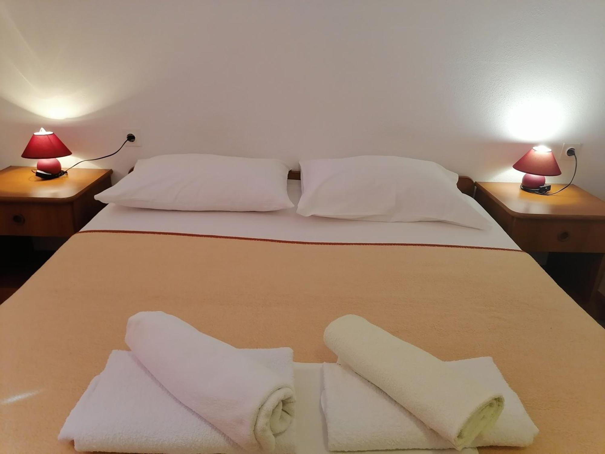 Mirjana F Apartaments บัชกา ภายนอก รูปภาพ