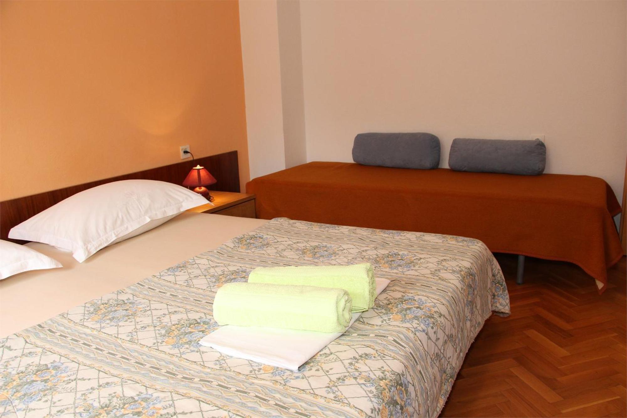 Mirjana F Apartaments บัชกา ภายนอก รูปภาพ