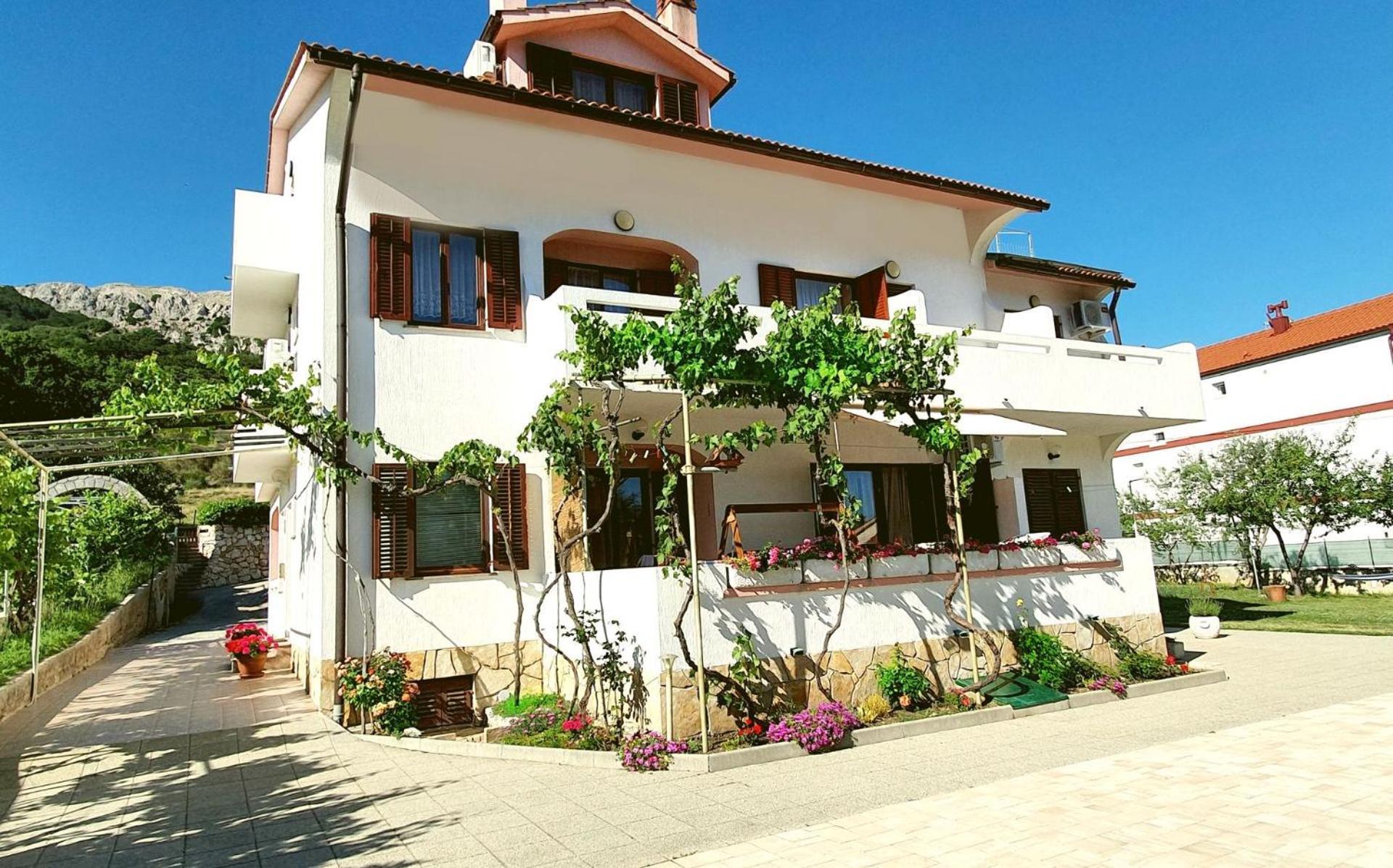 Mirjana F Apartaments บัชกา ภายนอก รูปภาพ